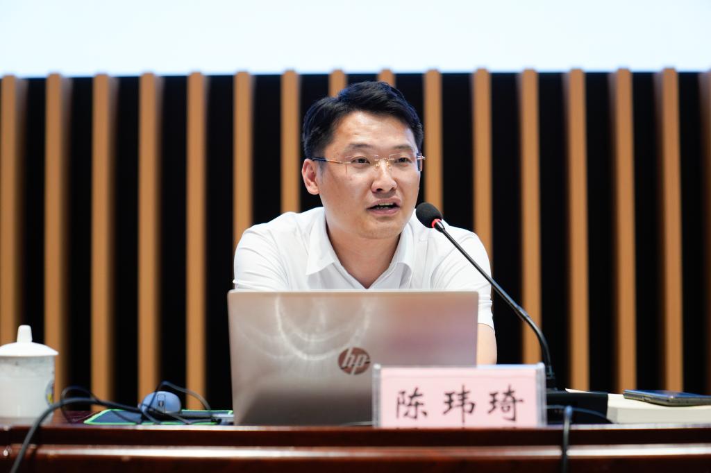 警示教育暨集体谈话会-6184.jpg